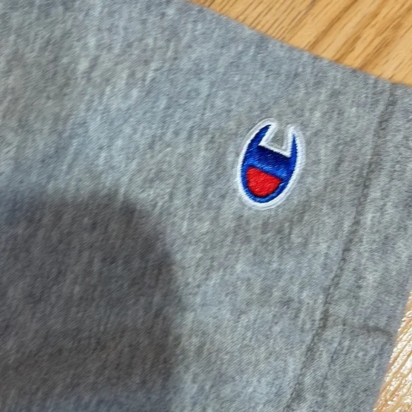 Men’s Vintage Champion Diagonal Heritage Script Graphic T-shirt - Picture 3 of 4